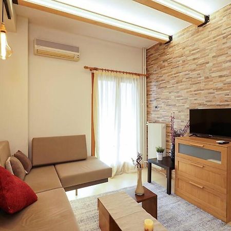 Cozy Athens Apartment / 2' From Metro Station Bagian luar foto